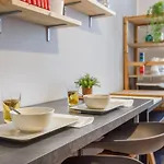 아파트 Romantic And Confortable Maison Parking & Wifi Free