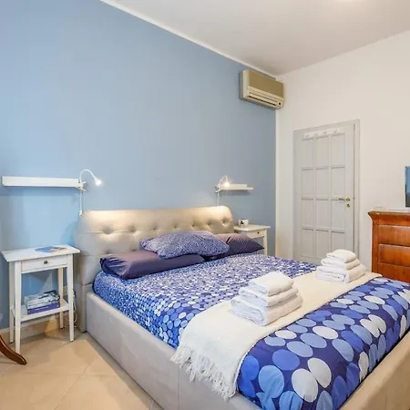 Romantic And Confortable Maison Parking & Wifi Free Apartment *
